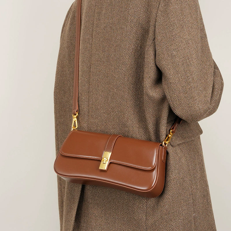 Single shoulder crossbody bag