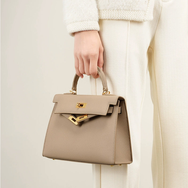 Crossbody handbag