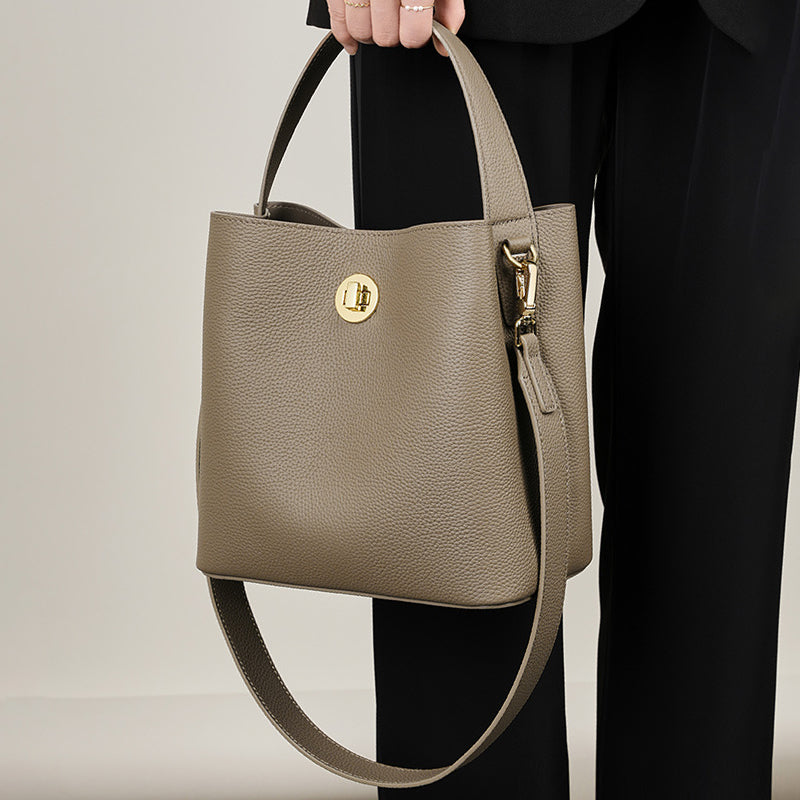 Single shoulder crossbody bag