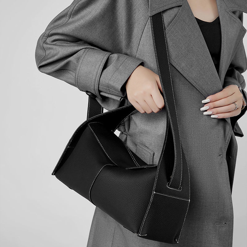 Single shoulder crossbody bag
