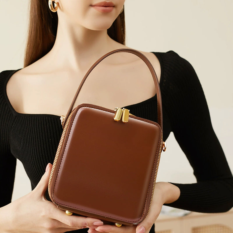 Handheld shoulder bag