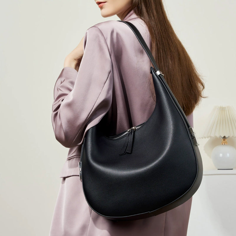 underarm bag