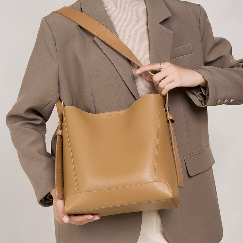 bucket bag